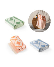 MALEK. Serviette de toilette multifonctionnelle et de bain (350g/m²) en coton léger et résistant (85%) et en coton recyclé (15%)