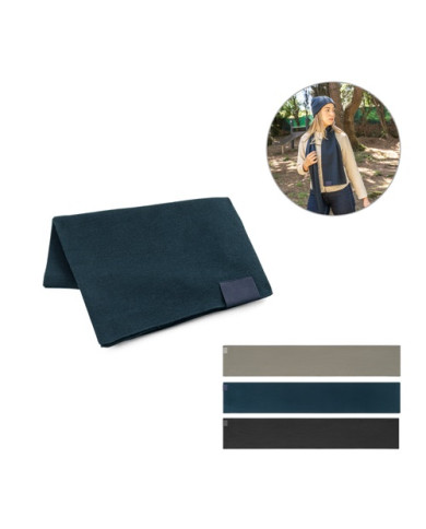 SERENITY. Écharpe en polyester recyclé (100% rPET) avec détail cousu pour la personnalisation