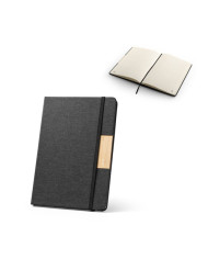 MÁRQUEZ. Cahier A5 à couverture rigide fabriquée à partir de tissu PET 100% recyclé, avec des pages lignées en papier recyclé