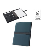 SANDERSON FOLDER. Chemise A4 en PU (50% recyclé) avec fermeture magnétique et bloc-notes avec pages lignées