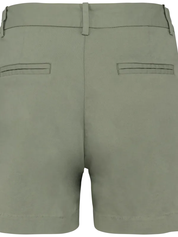 Eco-friendly ladies’ chino bermuda shorts