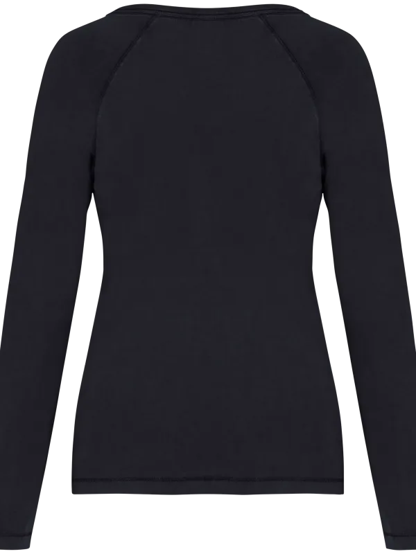 Eco-friendly ladies’ long sleeve raglan t-shirt