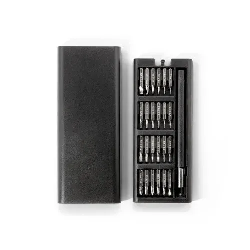 Produit ATOM. Jeu de tournevis avec différentes pointes magnétiques en acier au carbone Image