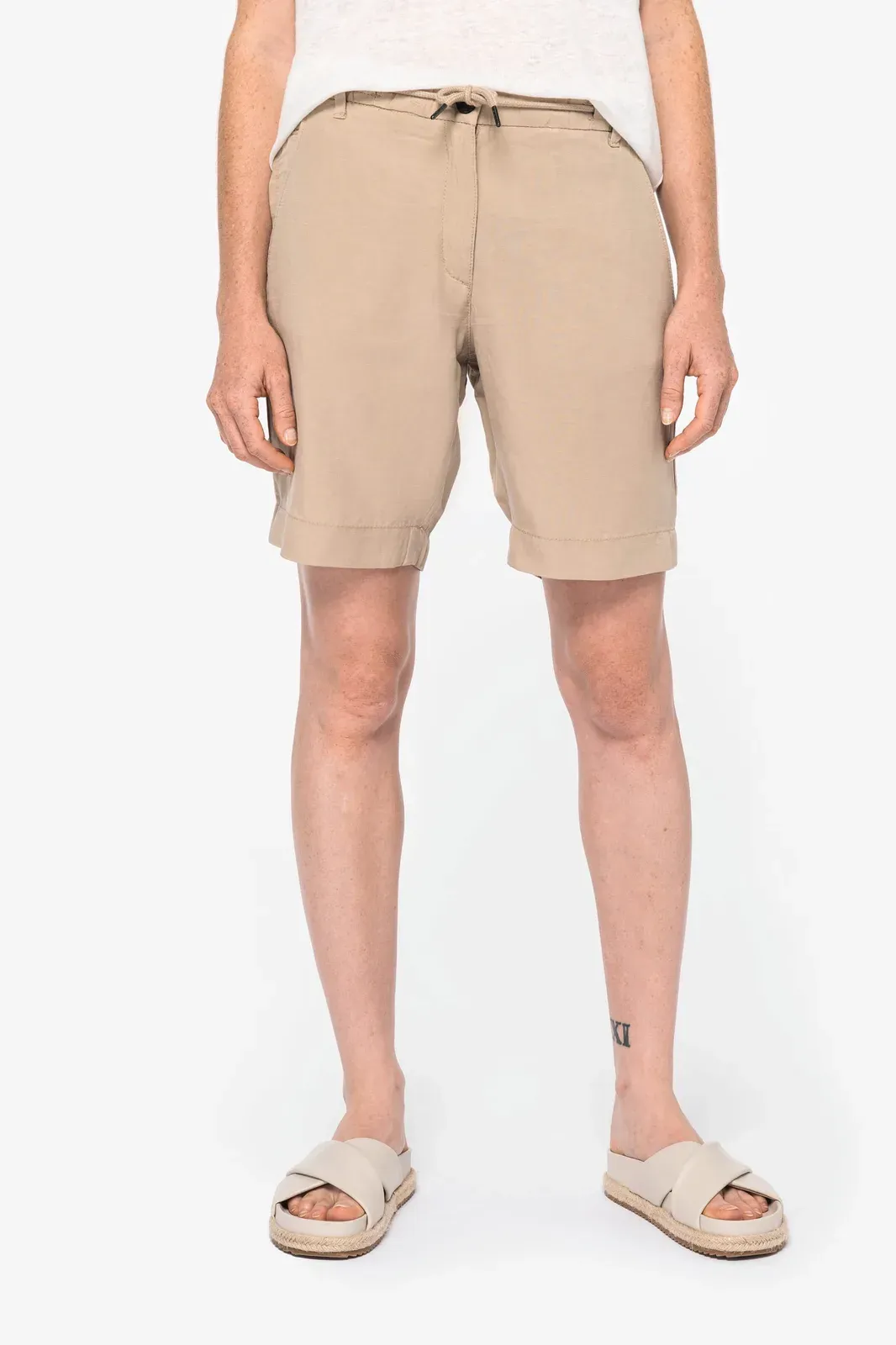 Eco-friendly ladies' lyocell and linen bermuda