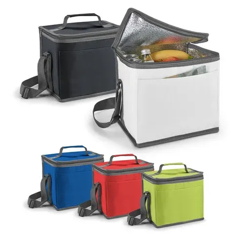 SINGAPORE. Cooler bag 9 L in 600D polyester