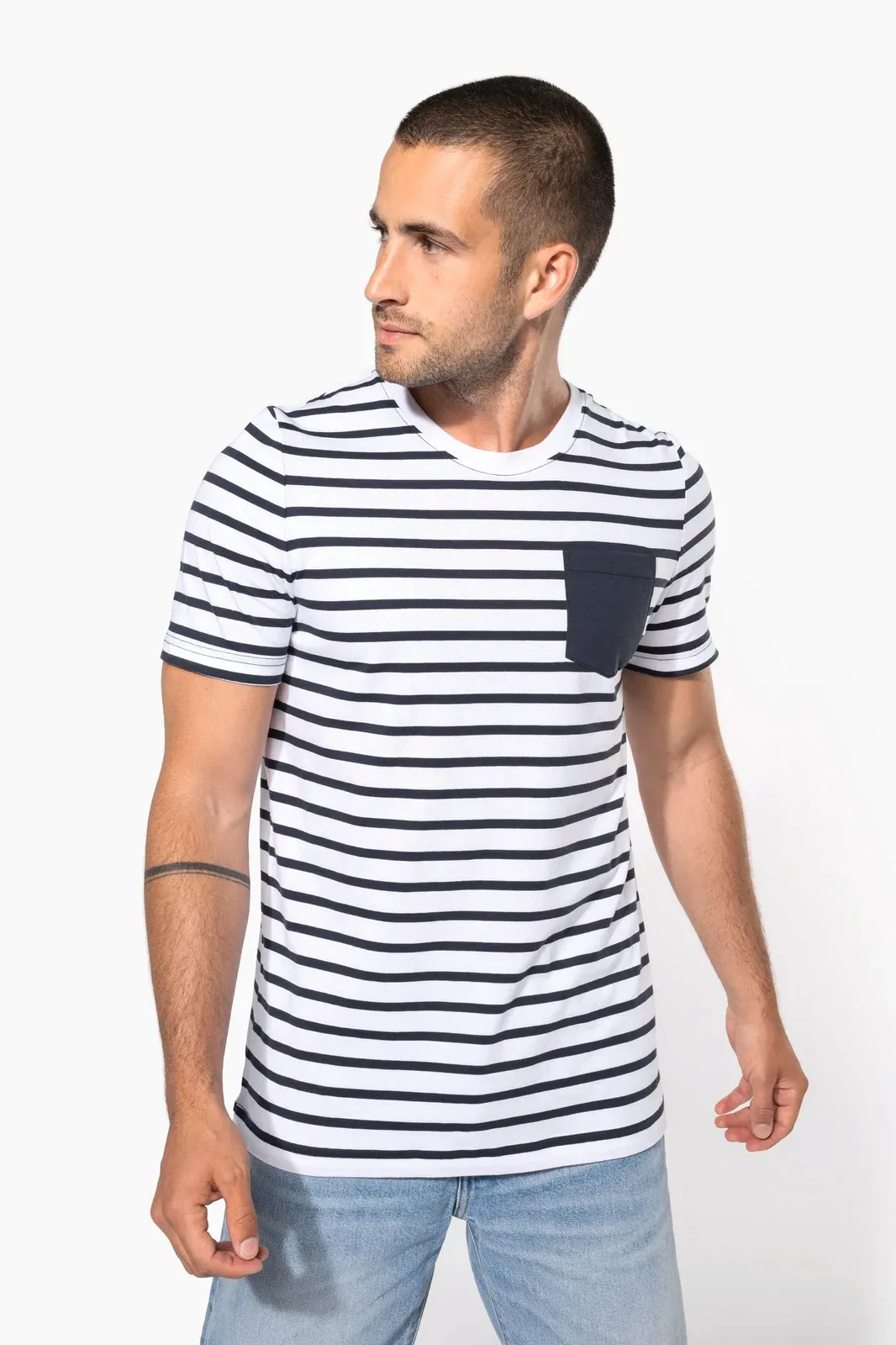 T-shirt rayé marin avec poche manches courtes homme
