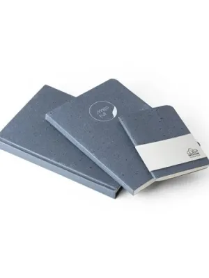 COFFEEPAD SEMI-RIGID. Bloc de notas A5 con tapa semirrígida elaborado a partir de residuos de cascarilla de café (65%)