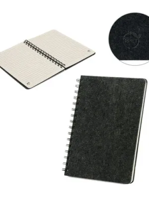 MISHIMA. Cahier A5 avec couverture semi-dure en feutrine recycléee (100% rPET) avec anneaux et pages lignées