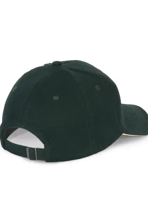Cap with contrasting sandwich peak - 6 panels