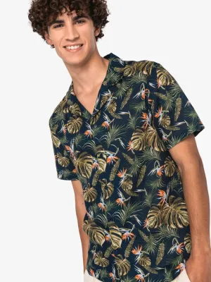 Men’s Hawaiian print shirt