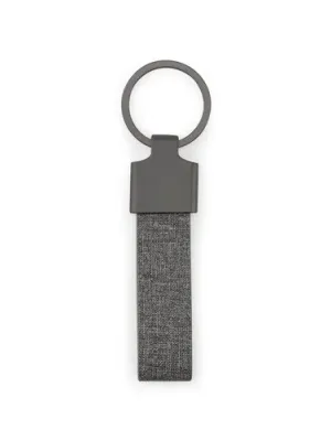 RAVEN. Porte-clés de forme rectangulaire en métal et pet recyclé (30% recyclé)