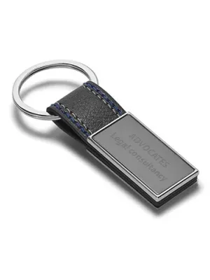 BALE. Metal and PU keyring
