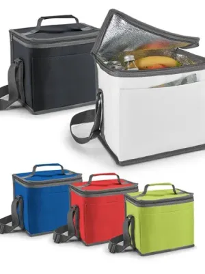 SINGAPORE. Cooler bag 9 L in 600D polyester