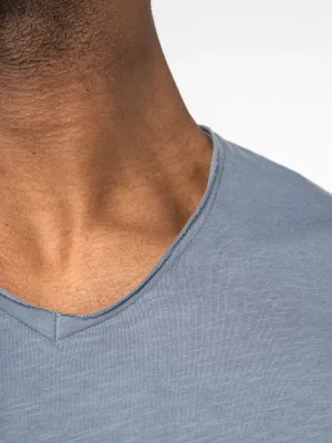 Eco-friendly men's slub t-shirt with raw edges