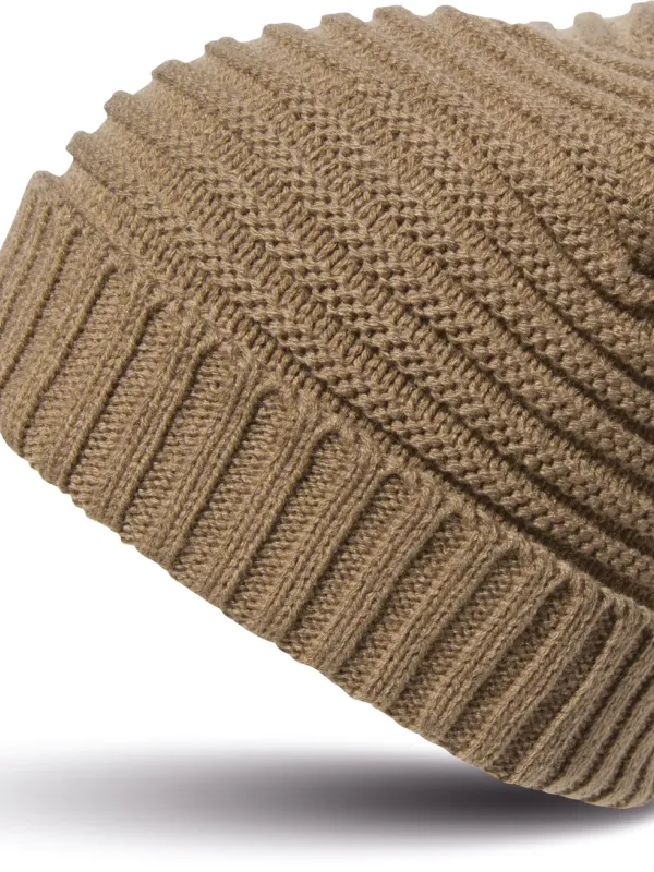 Bonnet tressé