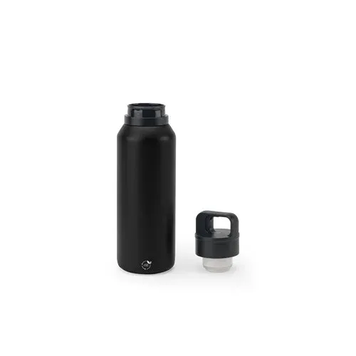 NICKLAUS. Stainless steel bottle (91% recycled) with vacuum insulated double wall 590 mL