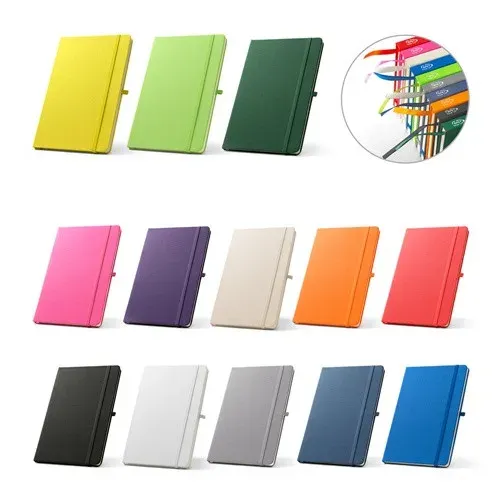 ANNE. Cahier A5 en polyester recyclé (100% rPET) avec pages lignées