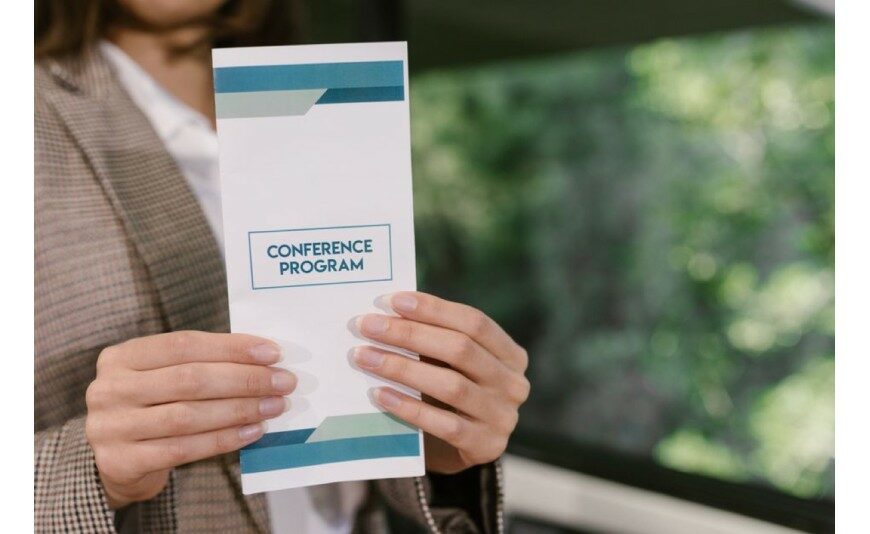Flyer, dépliant ou brochure : lequel choisir ?