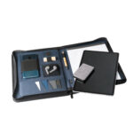 EMERGE FOLDER. Porte documents A4 en 300D polyester recyclé (100% rPET) avec fermeture éclair – Image 8