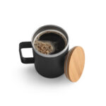 LAUDA. Mug en acier inoxydable recyclé à 90% avec couvercle en bambou 420 mL – Image 9