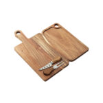 CASSIA. Plateau à fromage en bois d'acacia avec poignée, fabriqué à partir de matériaux certifiés FSC™ et d'autres matériaux contrôlés – Image 8