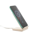ENGLERT. Support pour smartphone avec chargeur sans fil ultra-rapide 15W en ABS recyclé (100 % rABS) et bambou – Image 5